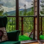 100 M2 - Nabucco With 270 Degree Mountain View, 65 Oled Tv, Netflix, Ps5 Console *