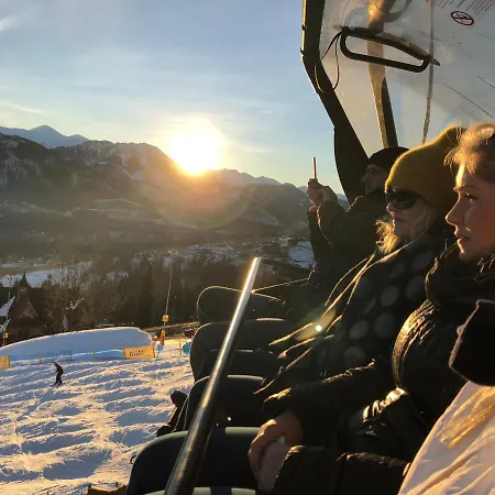 100 M2 - Nabucco With 270 Degree Mountain View, 65 Oled Tv, Netflix, Ps5 Console Zakopane