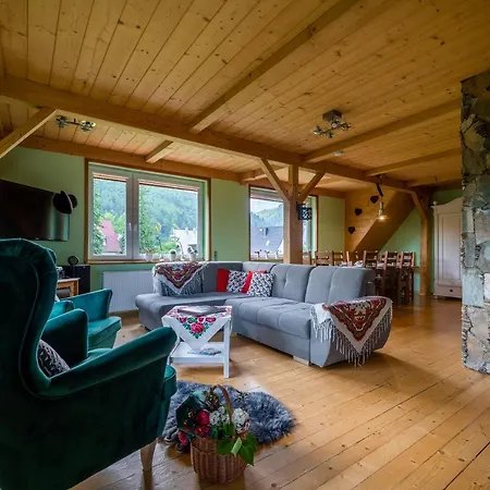 100 M2 - Nabucco With 270 Degree Mountain View, 65 Oled Tv, Netflix, Ps5 Console