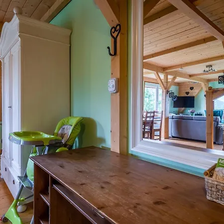 100 M2 - Nabucco With 270 Degree Mountain View, 65 Oled Tv, Netflix, Ps5 Console Apartman